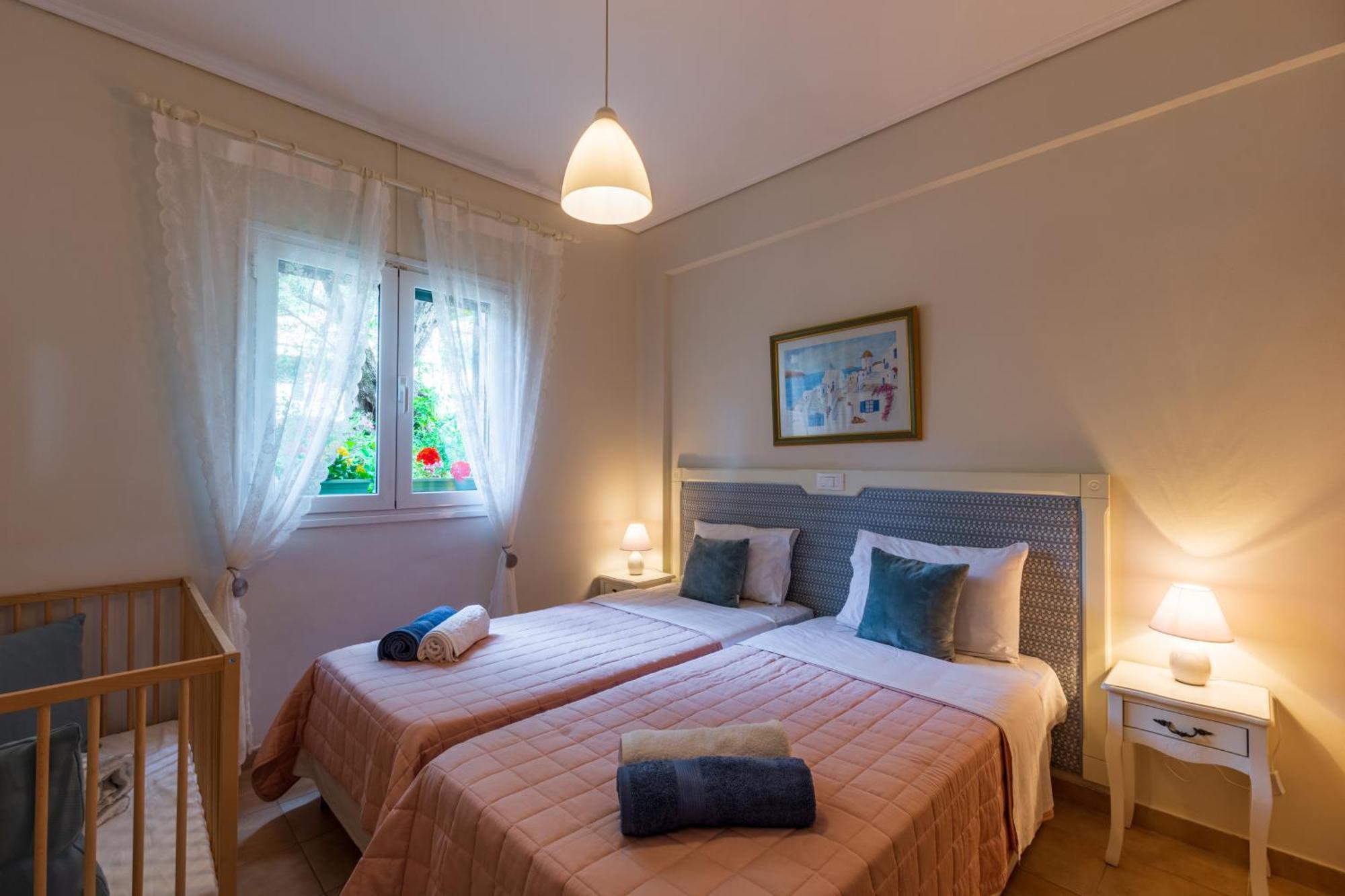 Barbati Seafront Luxury Suites Kültér fotó