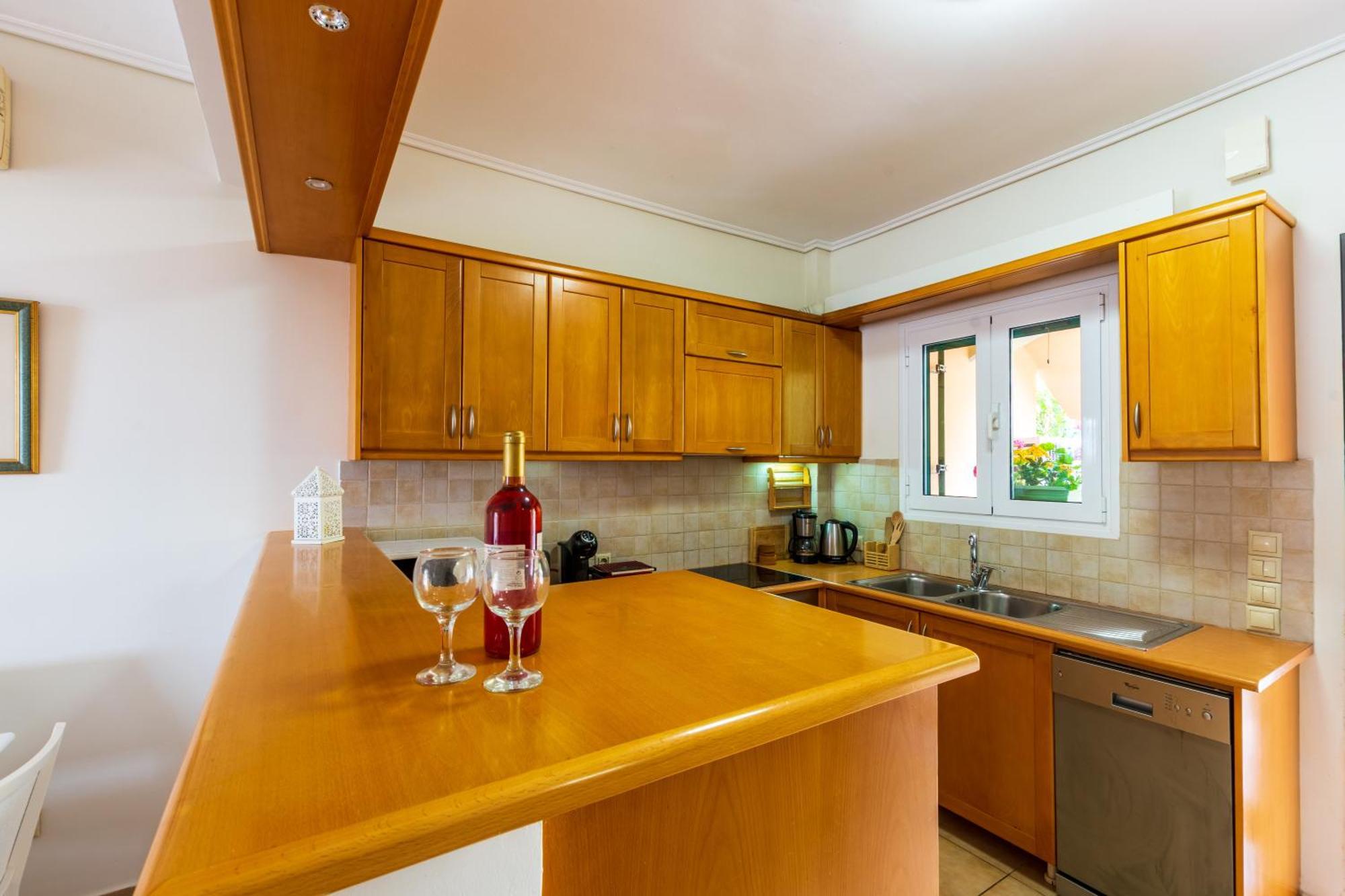 Barbati Seafront Luxury Suites Kültér fotó