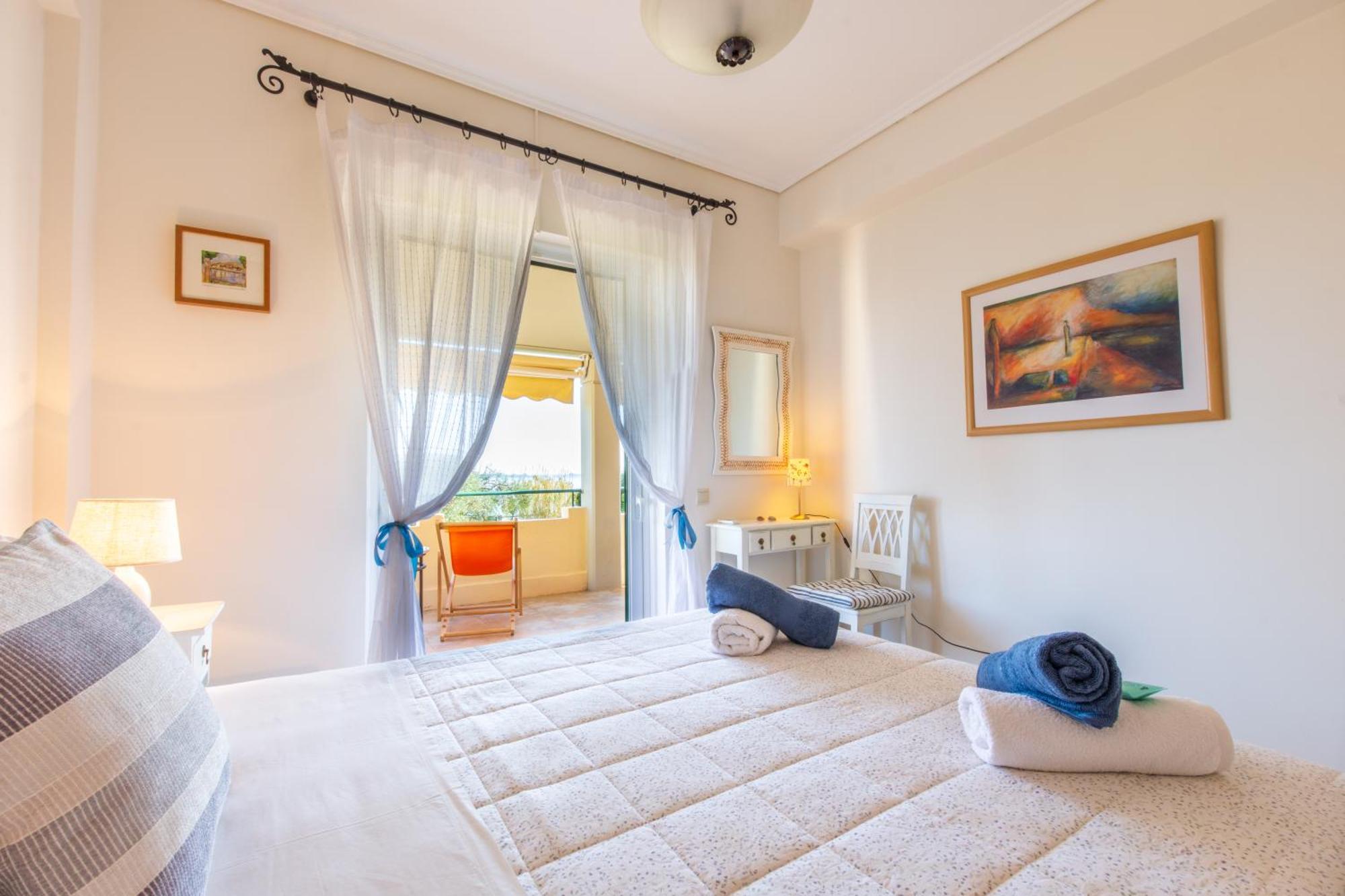 Barbati Seafront Luxury Suites Kültér fotó