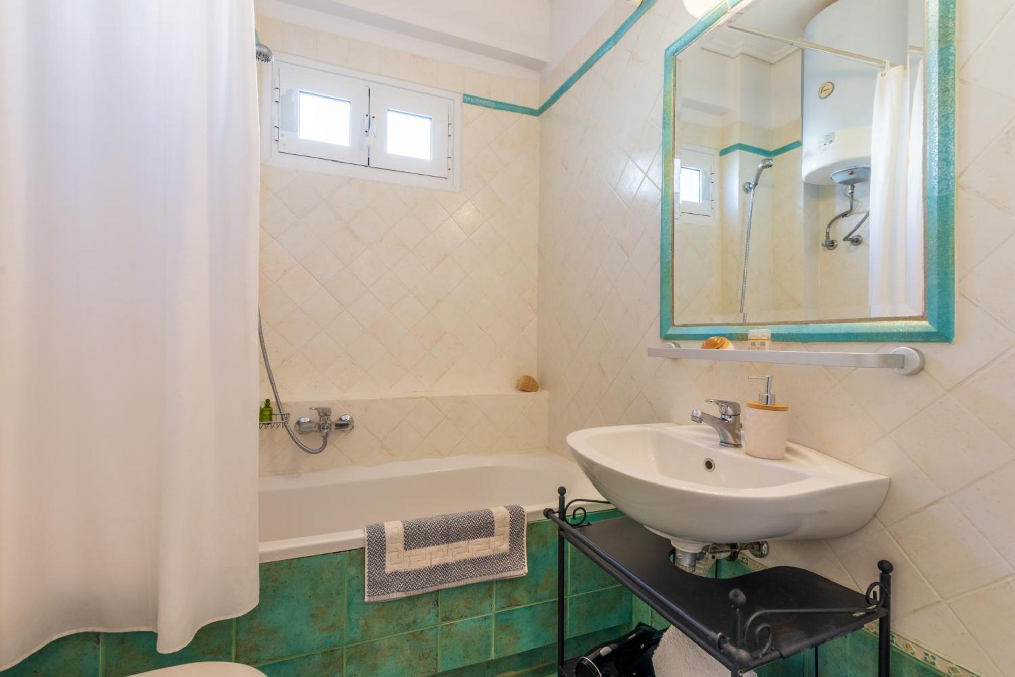 Barbati Seafront Luxury Suites Kültér fotó