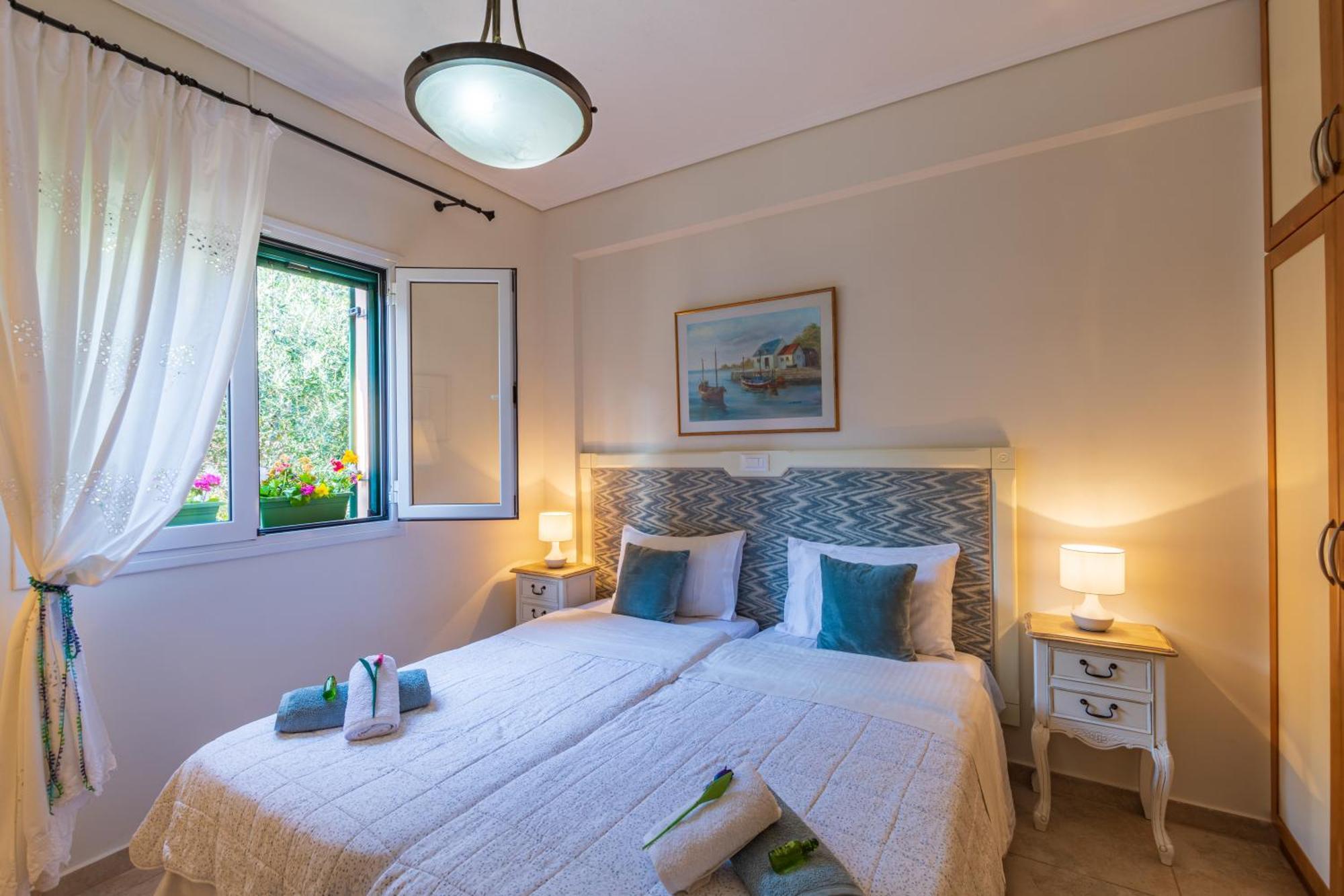 Barbati Seafront Luxury Suites Kültér fotó
